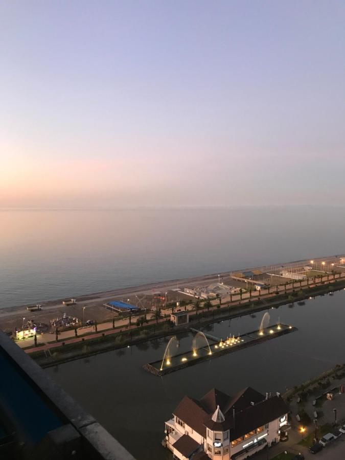 Отель Orbi City Батуми-4
